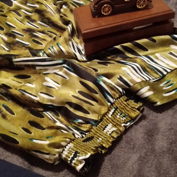 Womans sleevless shirt light and airy - Picture 8 of 8